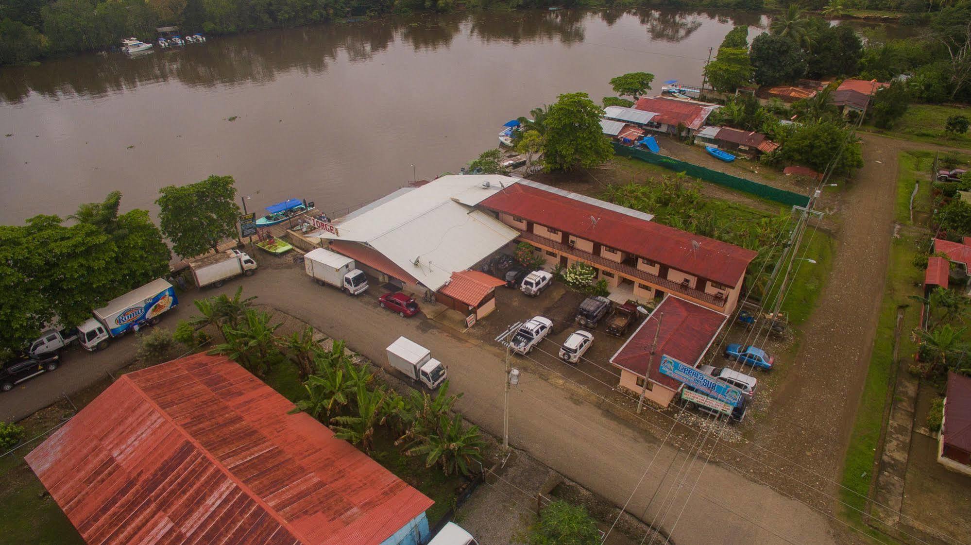 Hotel Sierpe River Esterno foto